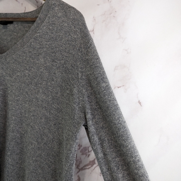 J Crew Sweater Womens Medium Gray Wool V Neck Oversized Slouchy Academia Preppy - Picture 10 of 13